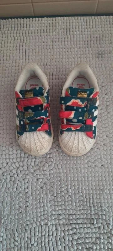 Adidas SuperStar girls' sneakers – photo 3